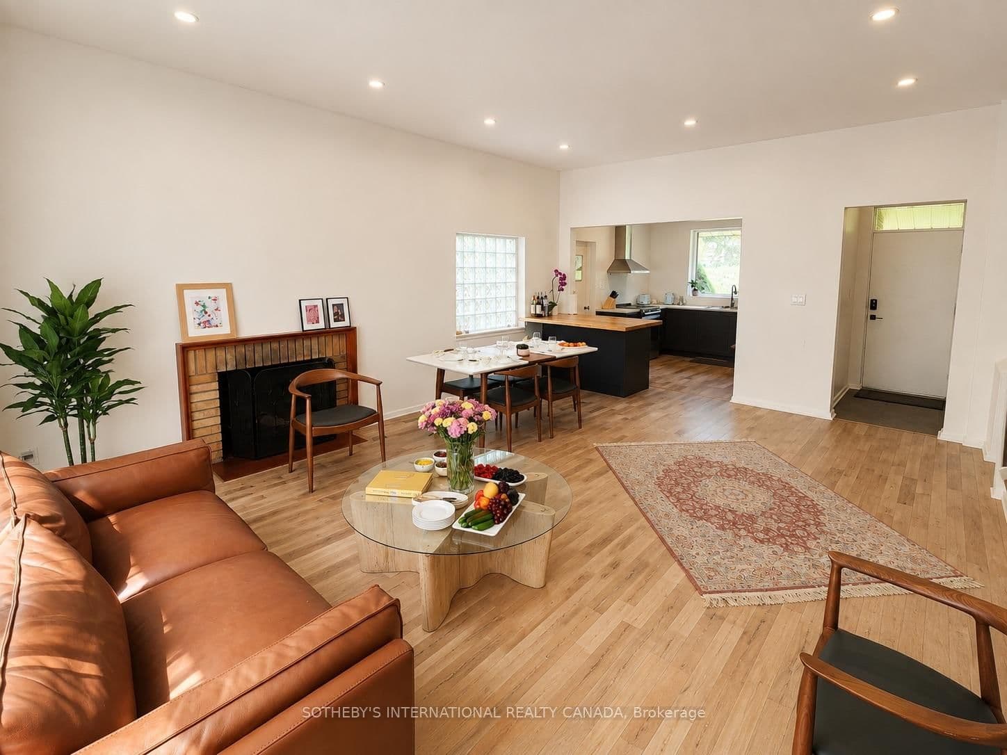10 Ternhill Crescent thumbnail 3