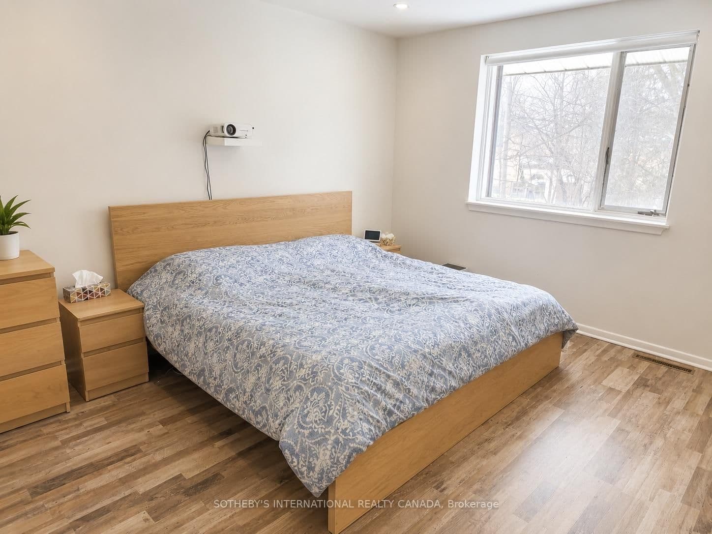 10 Ternhill Crescent thumbnail 5