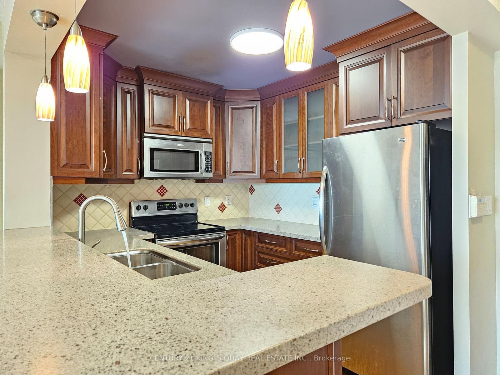 39 Pemberton Avenue, Unit 609 thumbnail 10