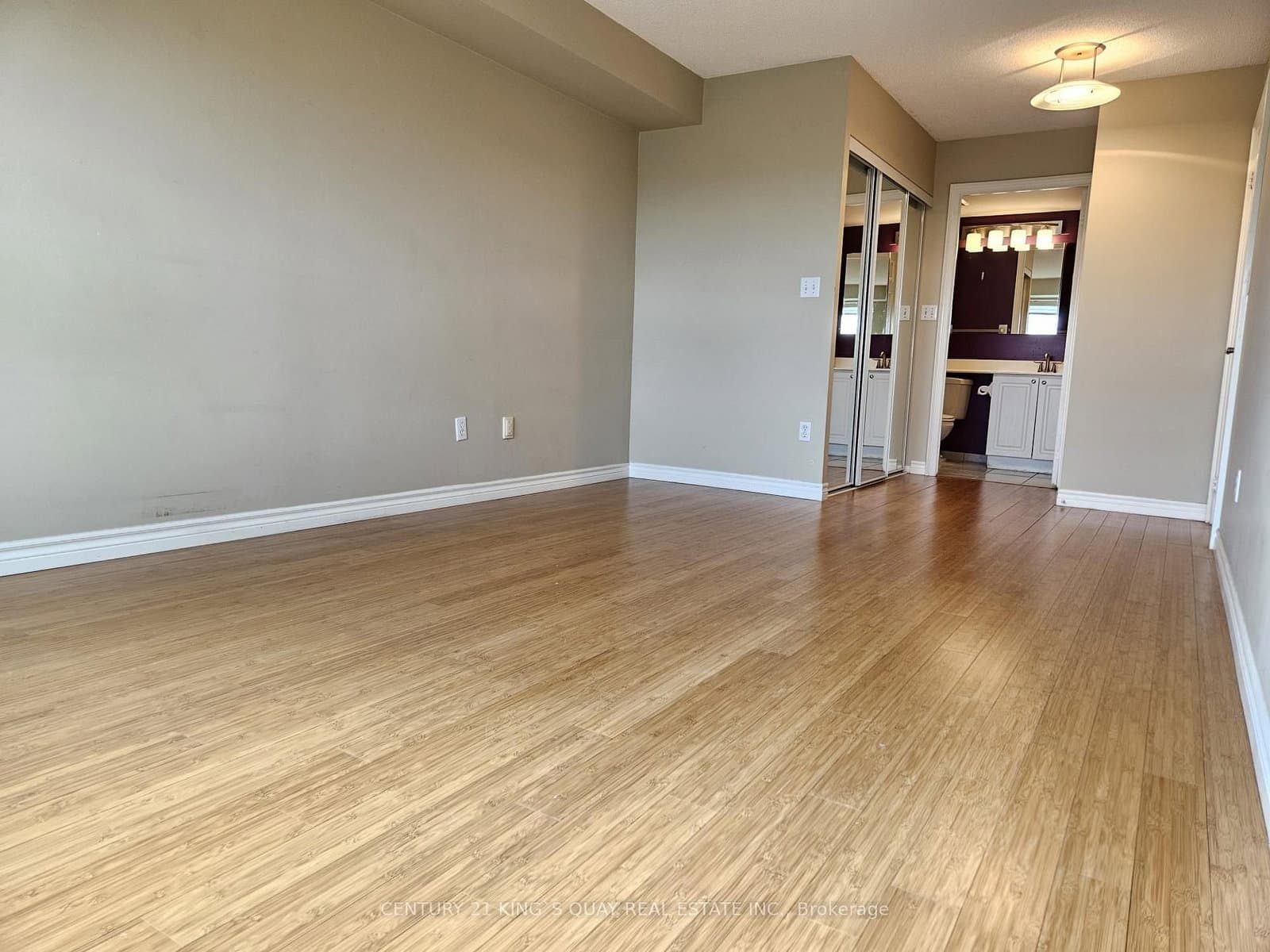 39 Pemberton Avenue, Unit 609 thumbnail 12