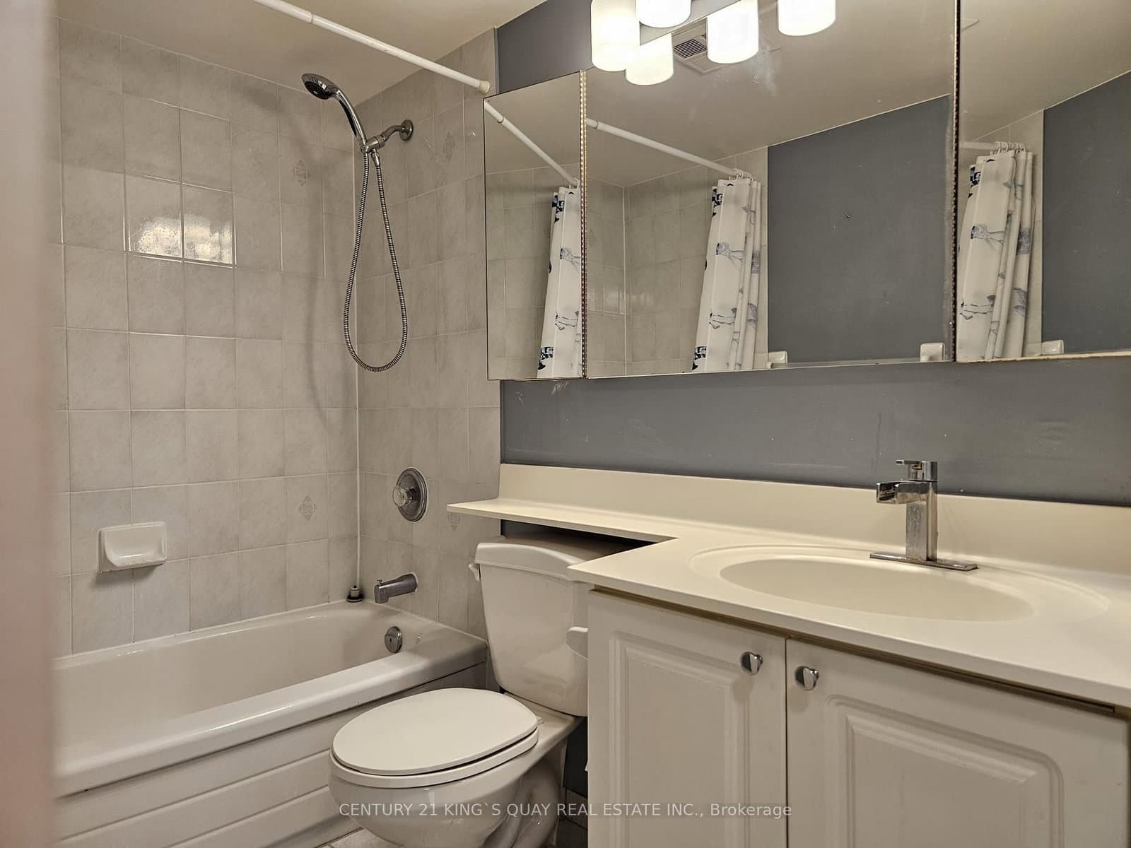 39 Pemberton Avenue, Unit 609 thumbnail 15