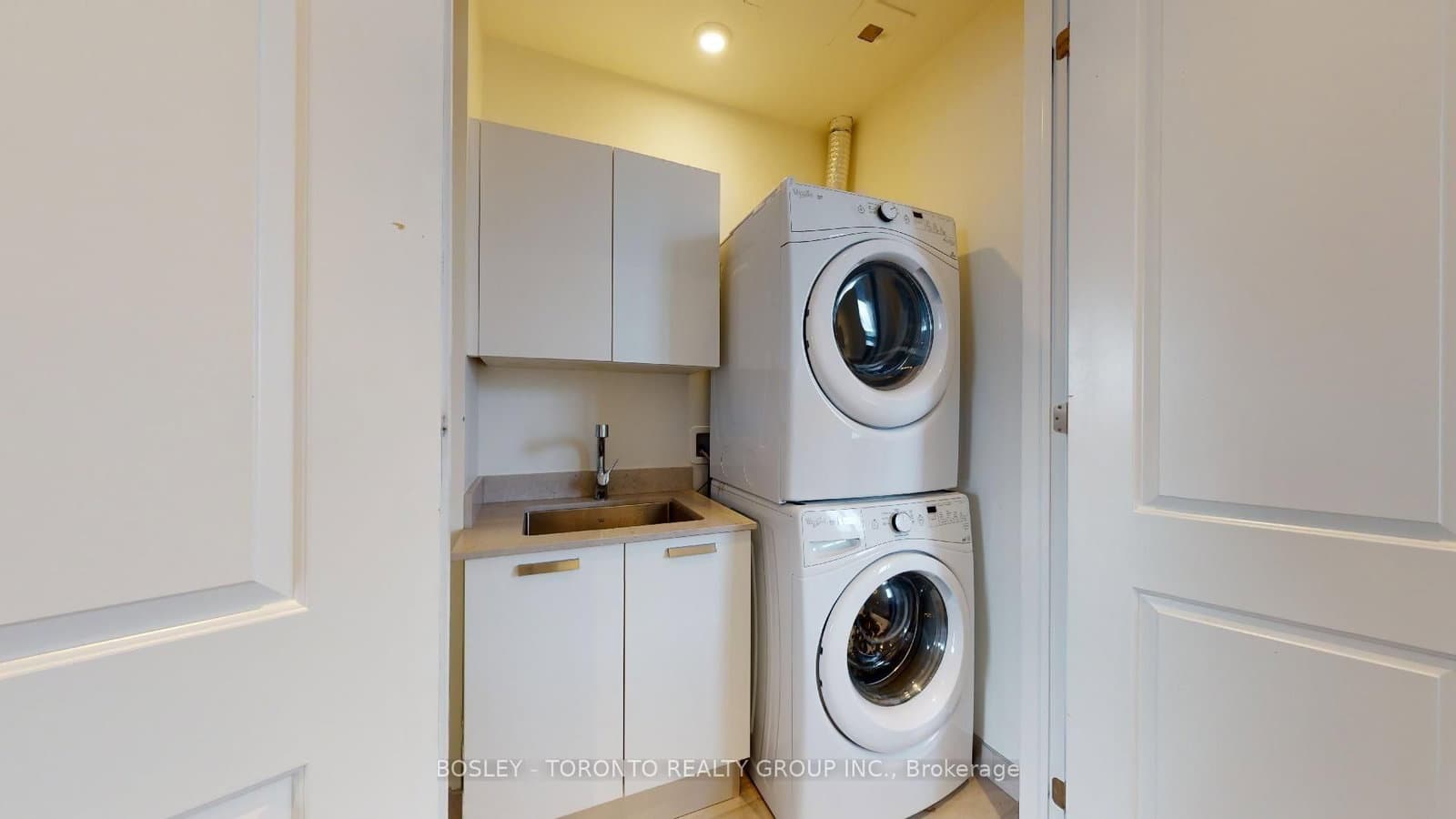 295 Adelaide Street W, Unit PH01 thumbnail 17