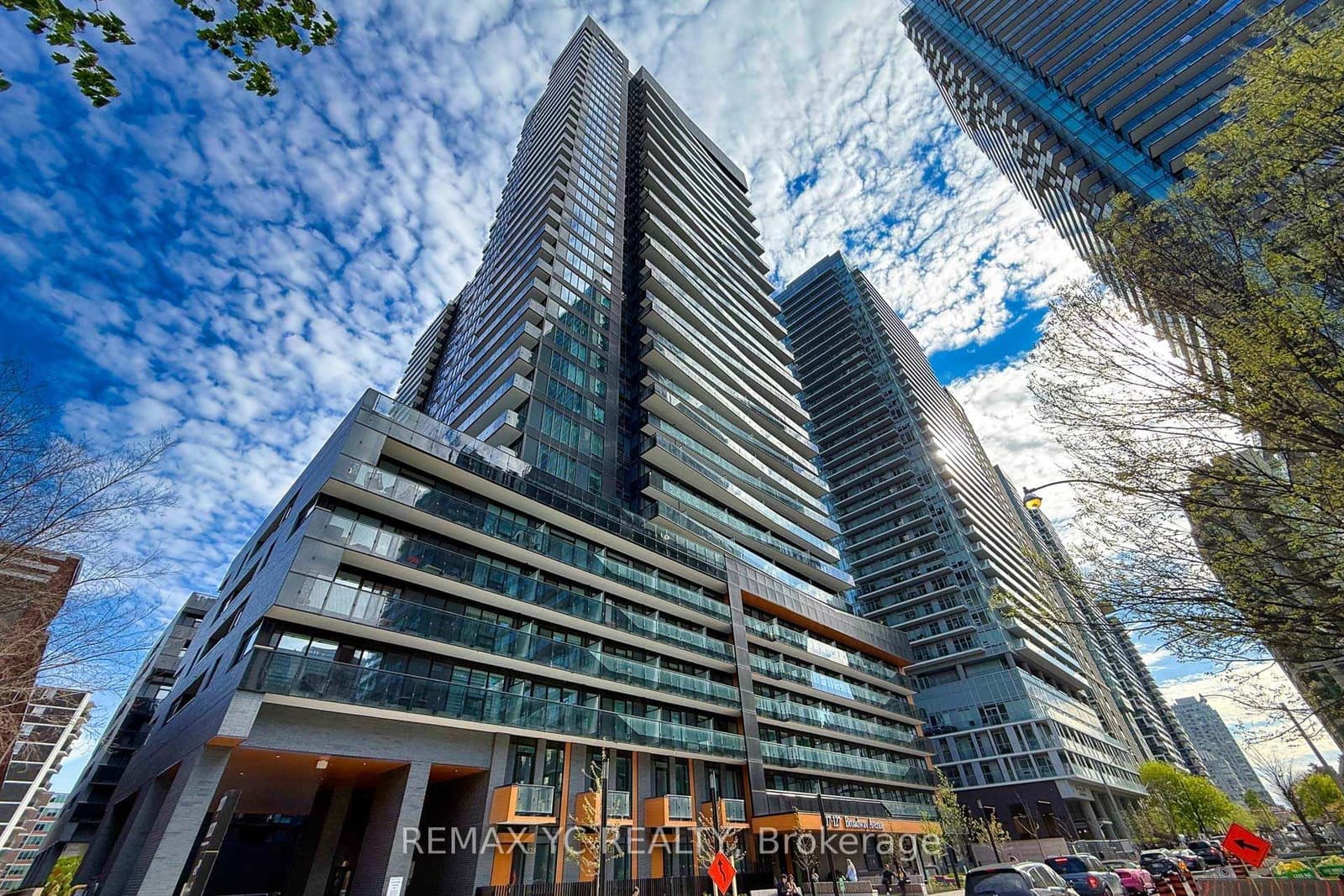 117 Broadway Avenue, Unit 703 - Image 1