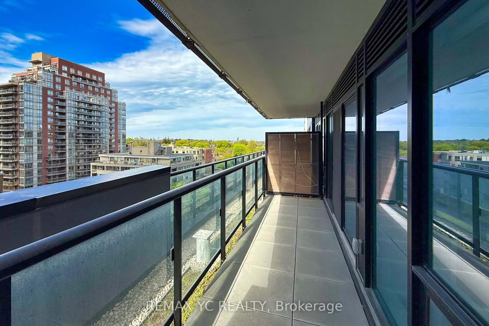 117 Broadway Avenue, Unit 703 thumbnail 22