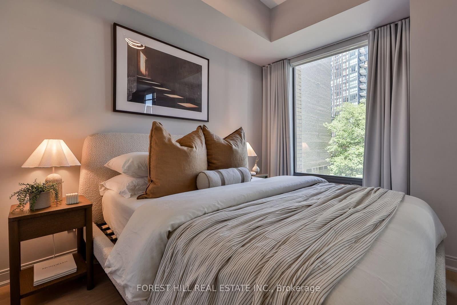 21 Scollard Street, Unit 512 thumbnail 23
