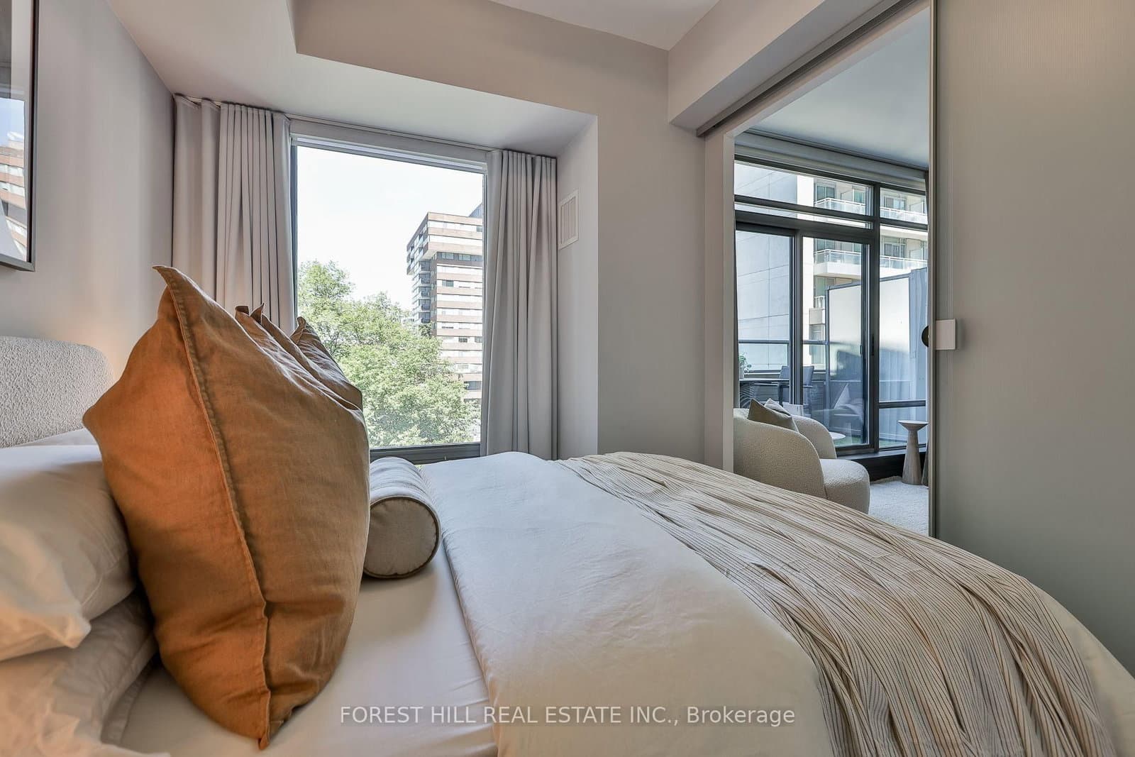 21 Scollard Street, Unit 512 thumbnail 24