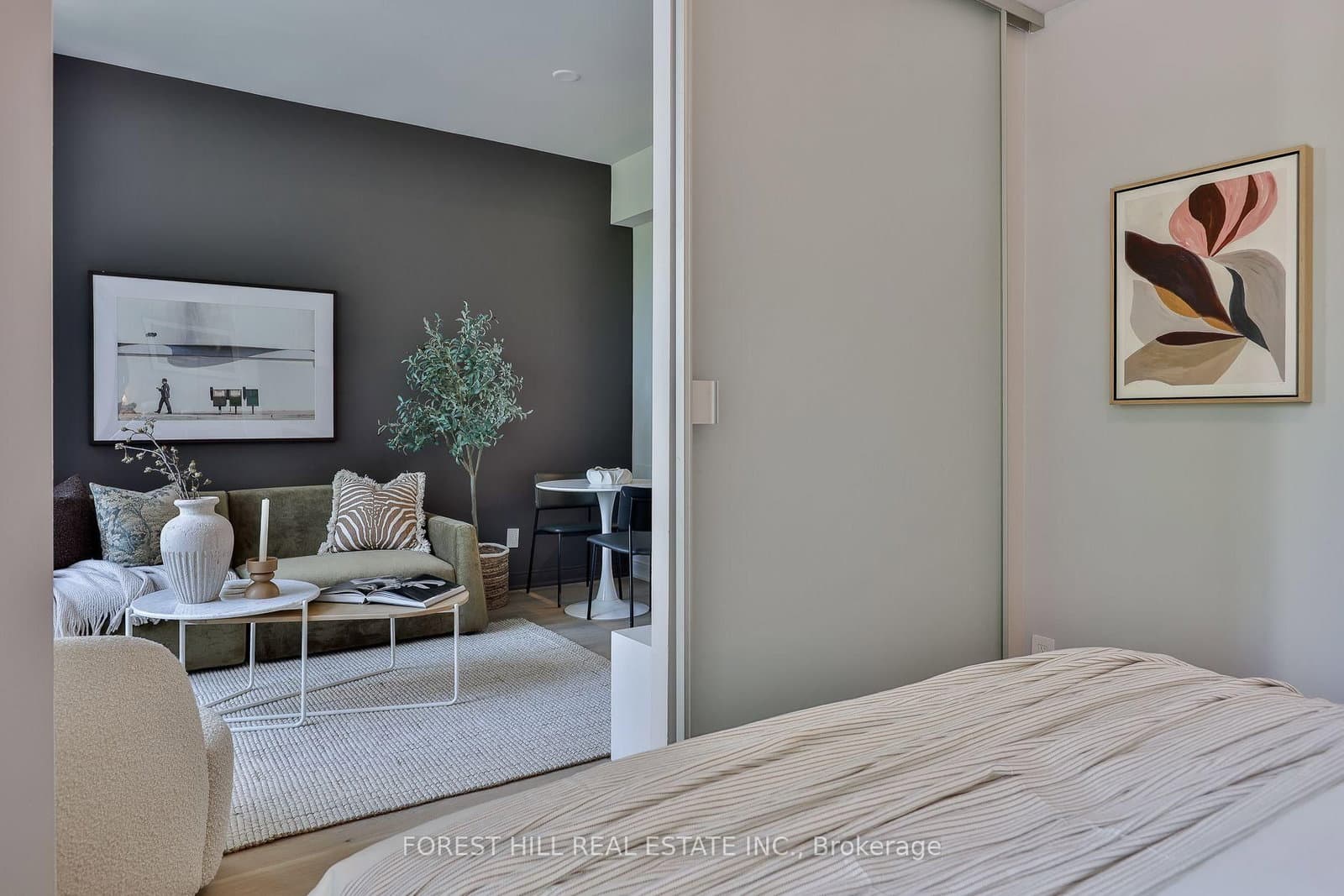 21 Scollard Street, Unit 512 thumbnail 27