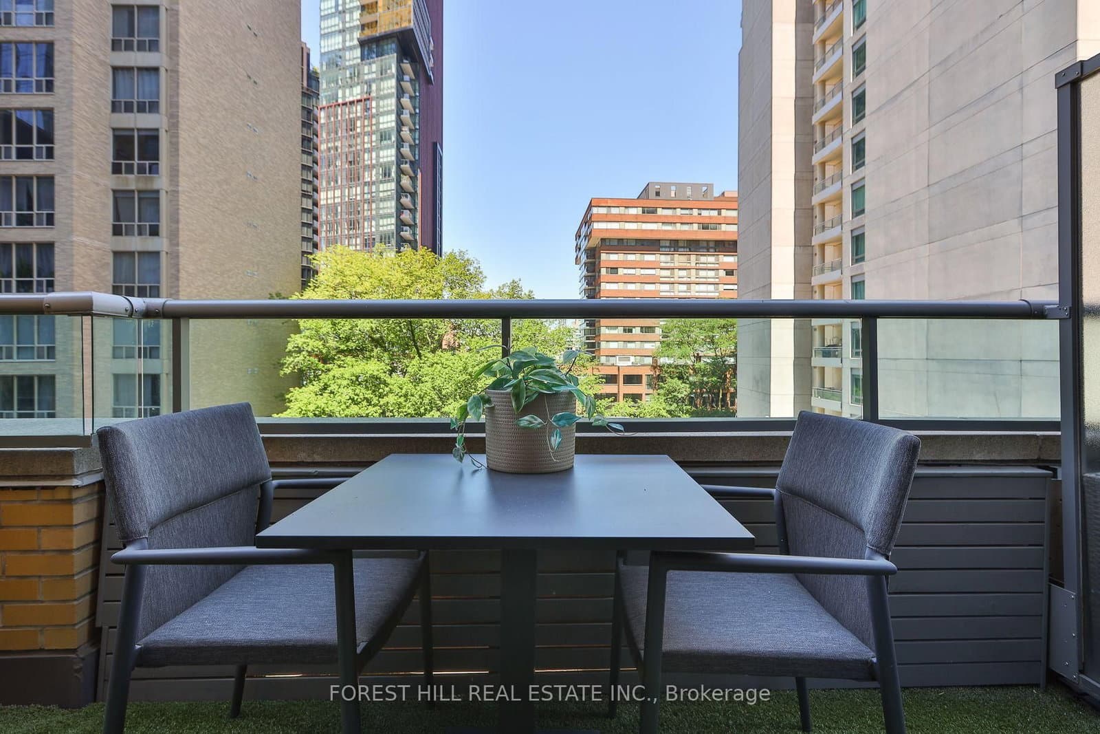 21 Scollard Street, Unit 512 thumbnail 30