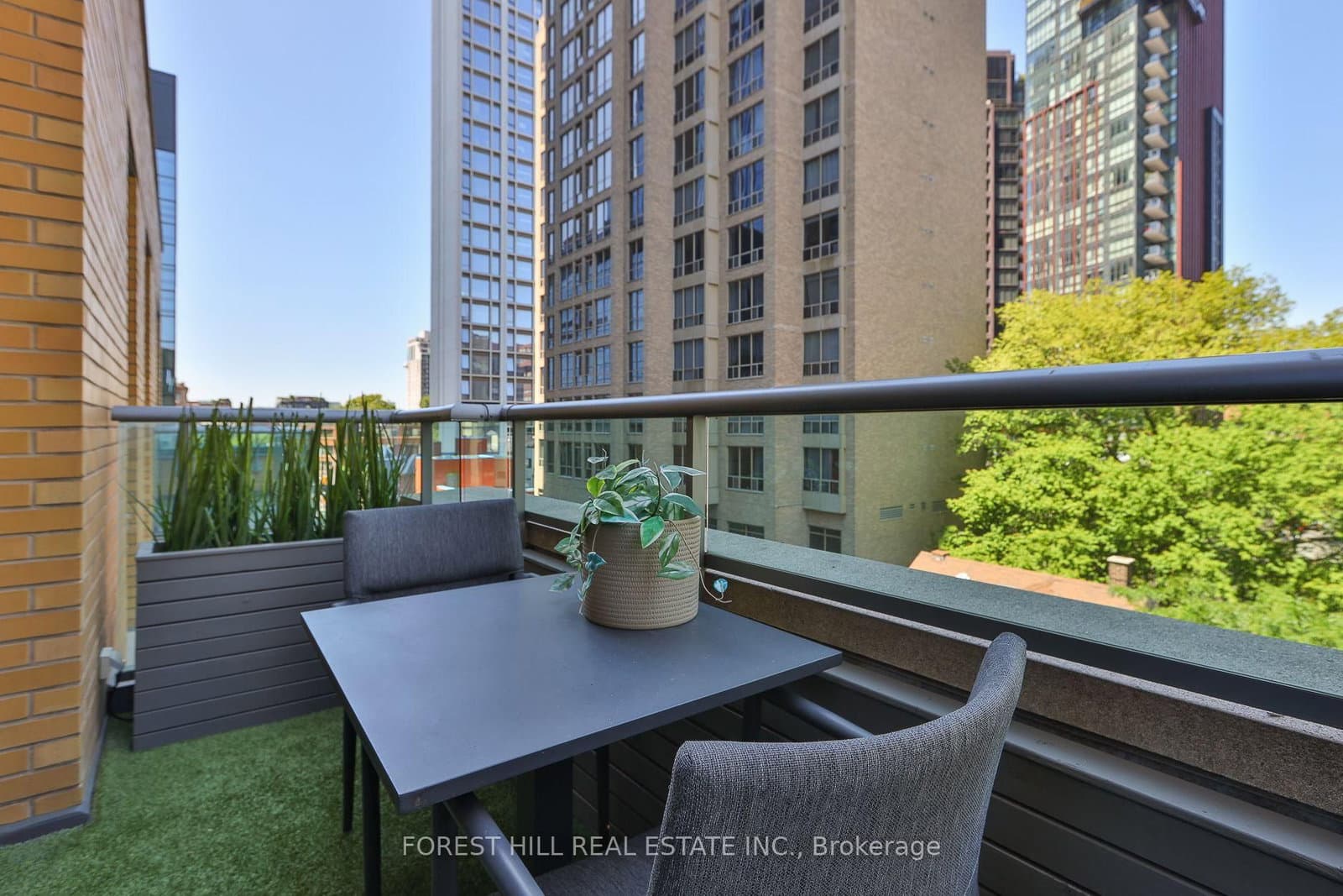21 Scollard Street, Unit 512 thumbnail 31