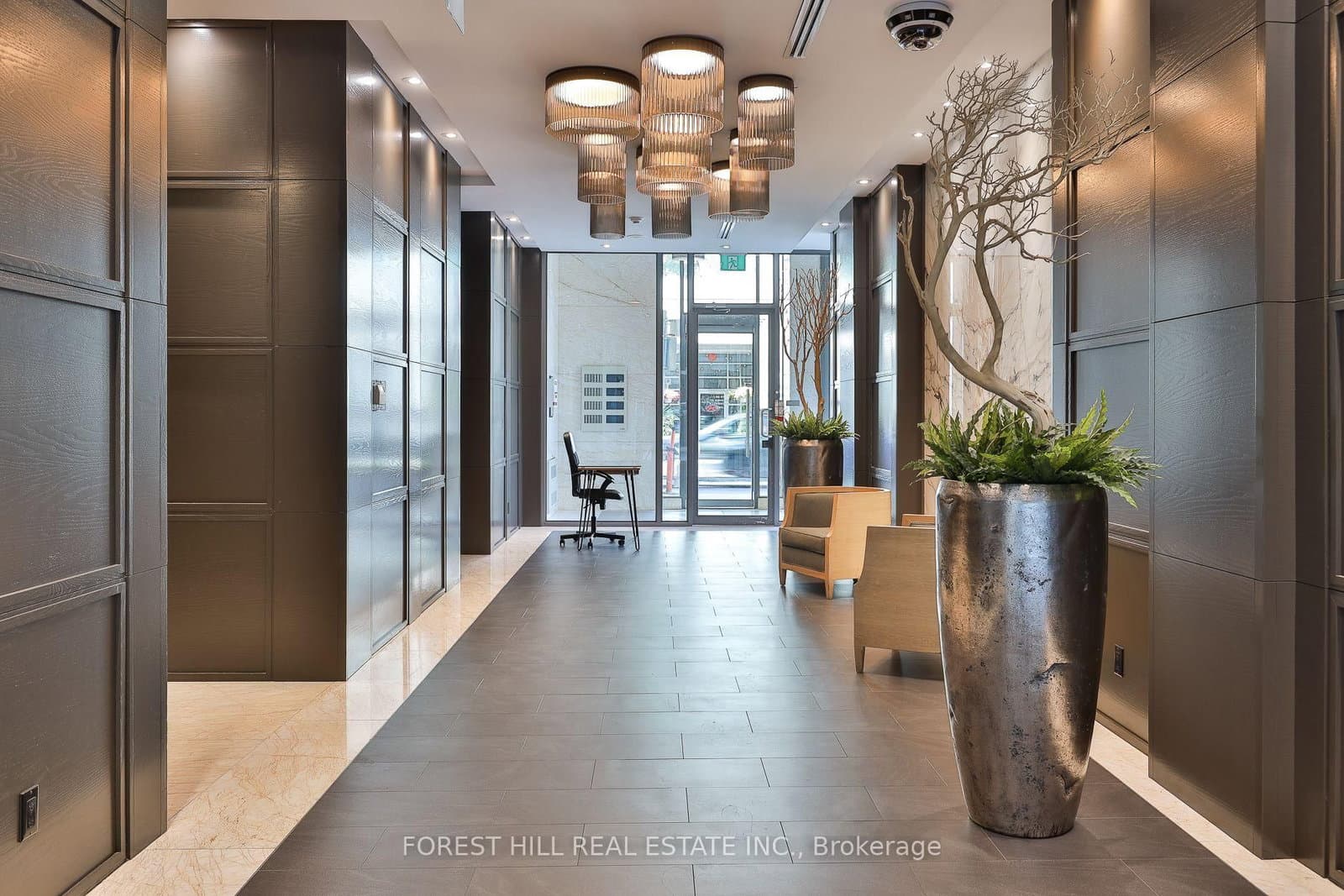 21 Scollard Street, Unit 512 thumbnail 37