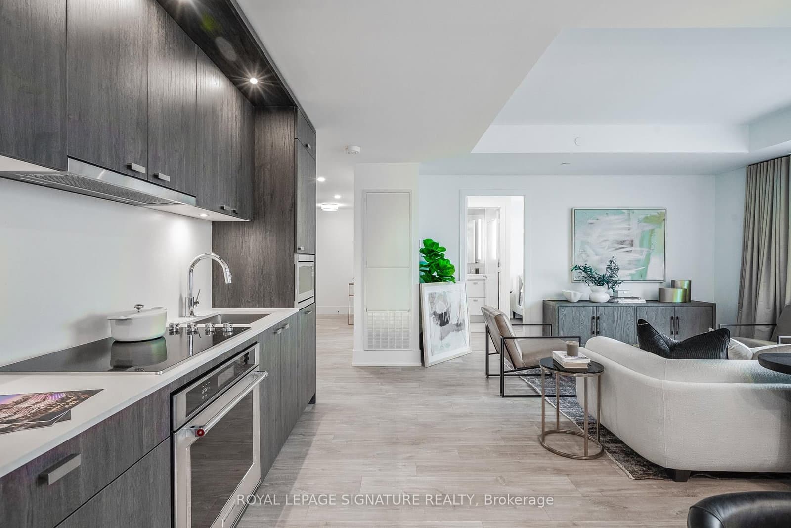 115 Denison Avenue, Unit 613 thumbnail 12