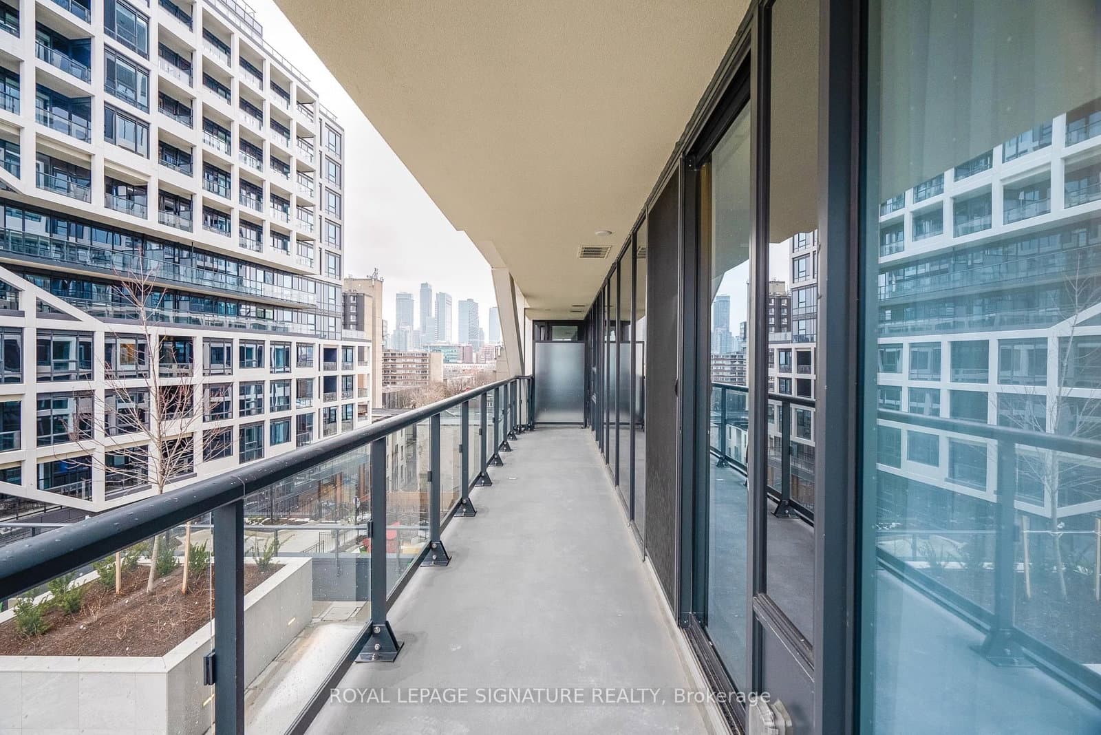 115 Denison Avenue, Unit 613 thumbnail 26