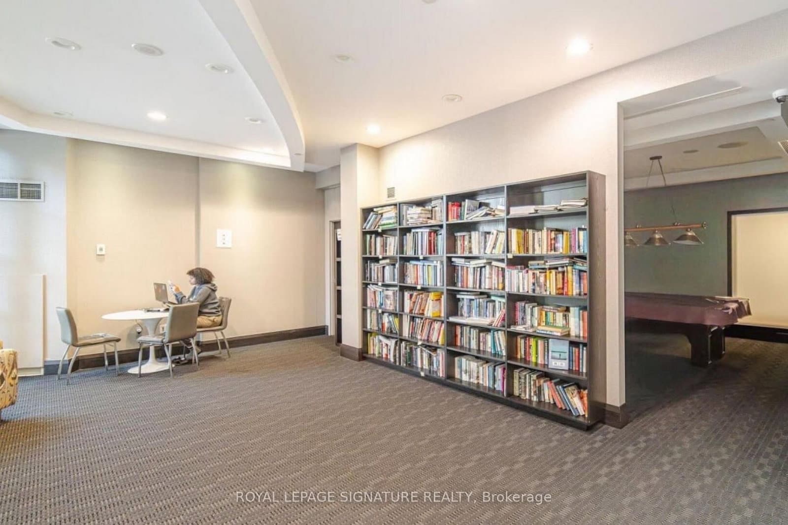 33 Sheppard Avenue E, Unit 2210 thumbnail 34