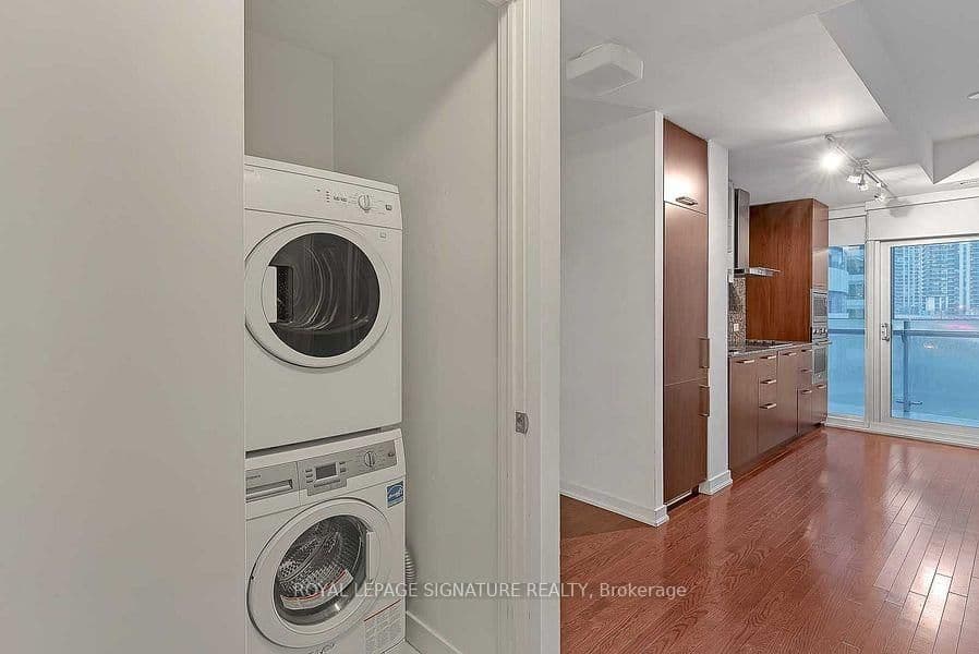 12 York Street, Unit 311 thumbnail 15