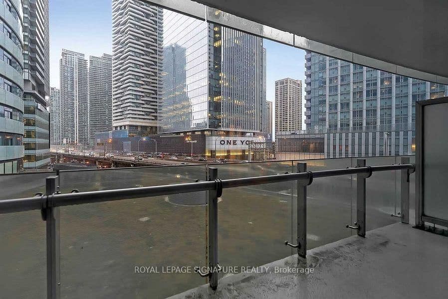 12 York Street, Unit 311 thumbnail 16