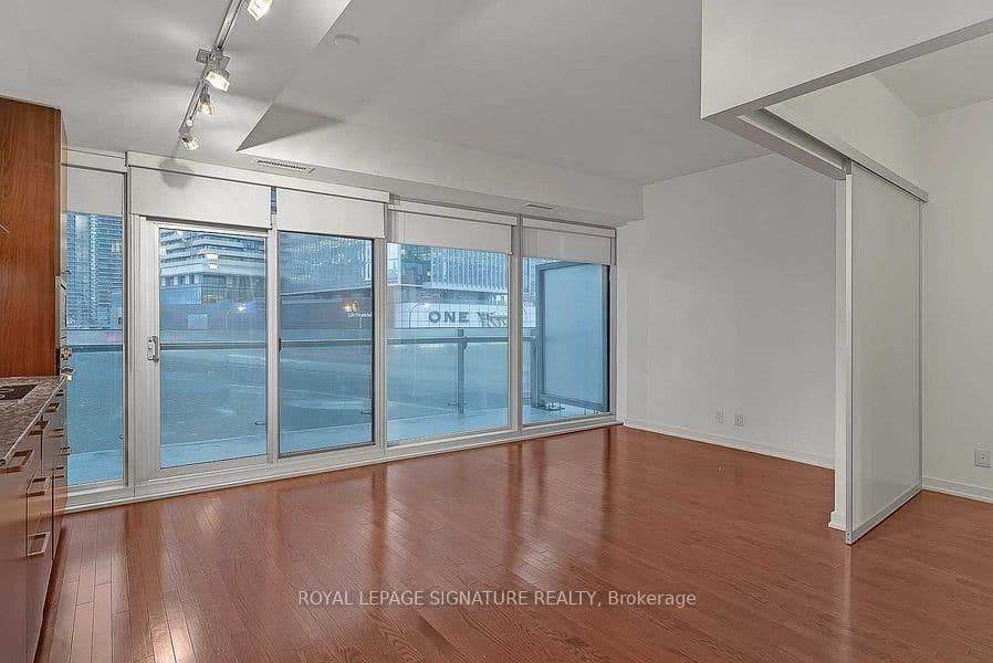 12 York Street, Unit 311 thumbnail 7