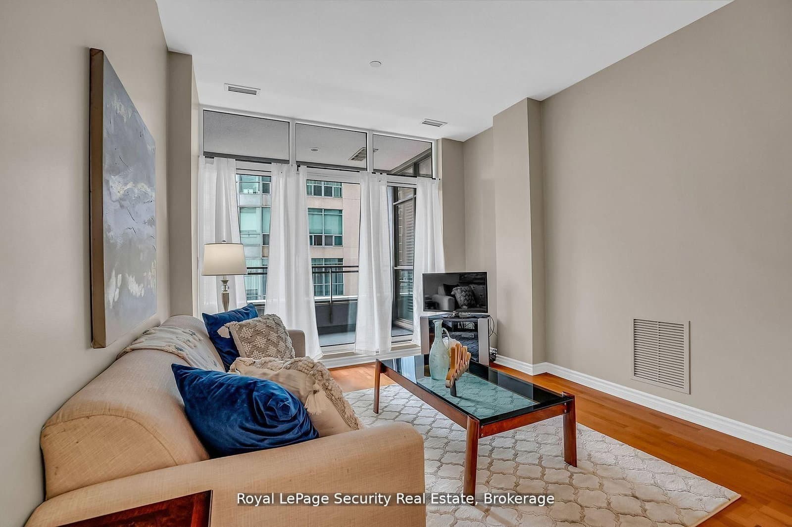 980 Yonge Street, Unit 403 thumbnail 19