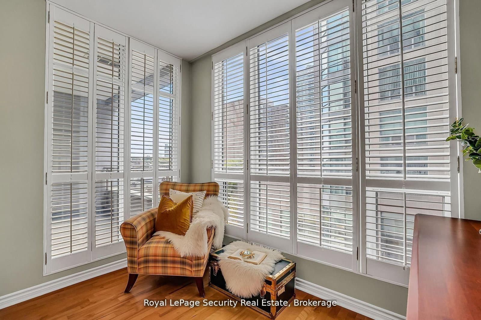 980 Yonge Street, Unit 403 thumbnail 28