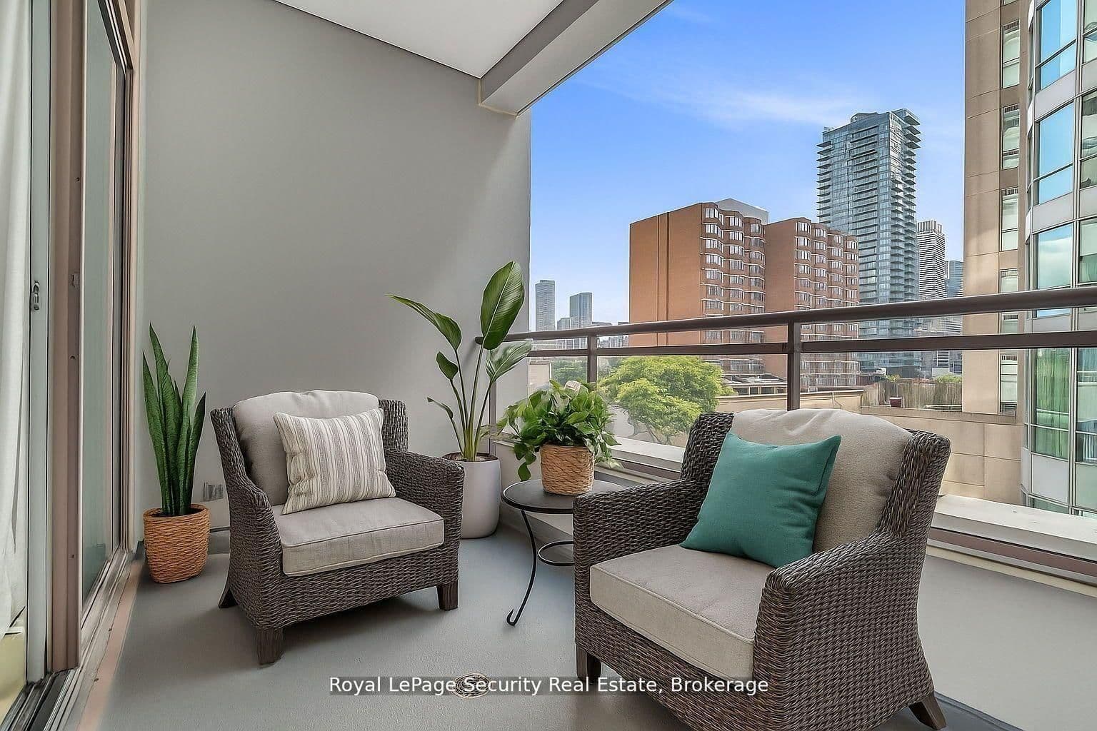 980 Yonge Street, Unit 403 thumbnail 31