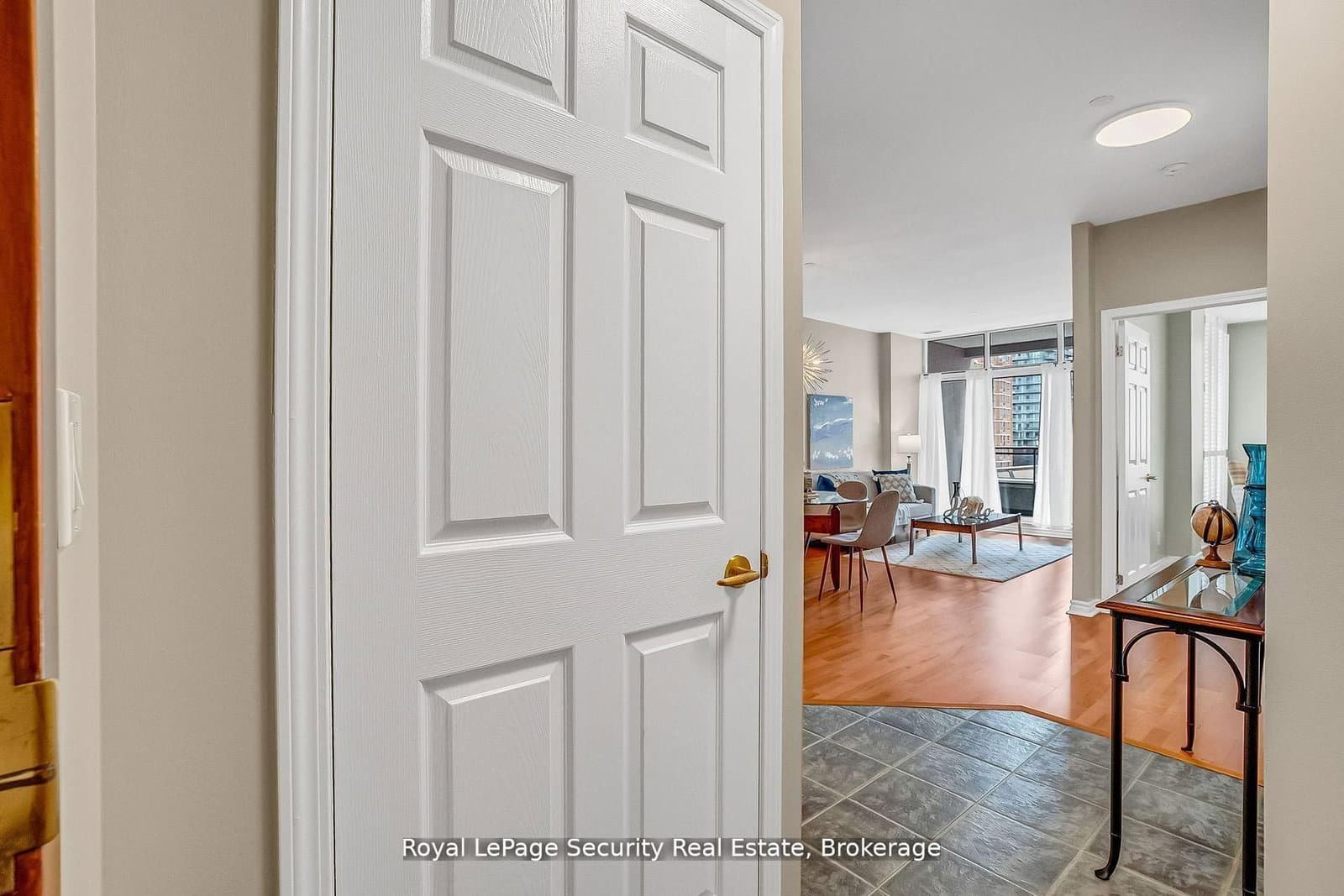 980 Yonge Street, Unit 403 thumbnail 7