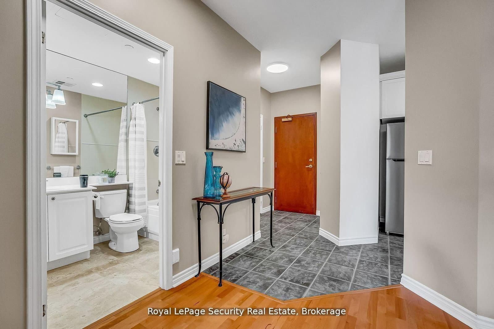 980 Yonge Street, Unit 403 thumbnail 9