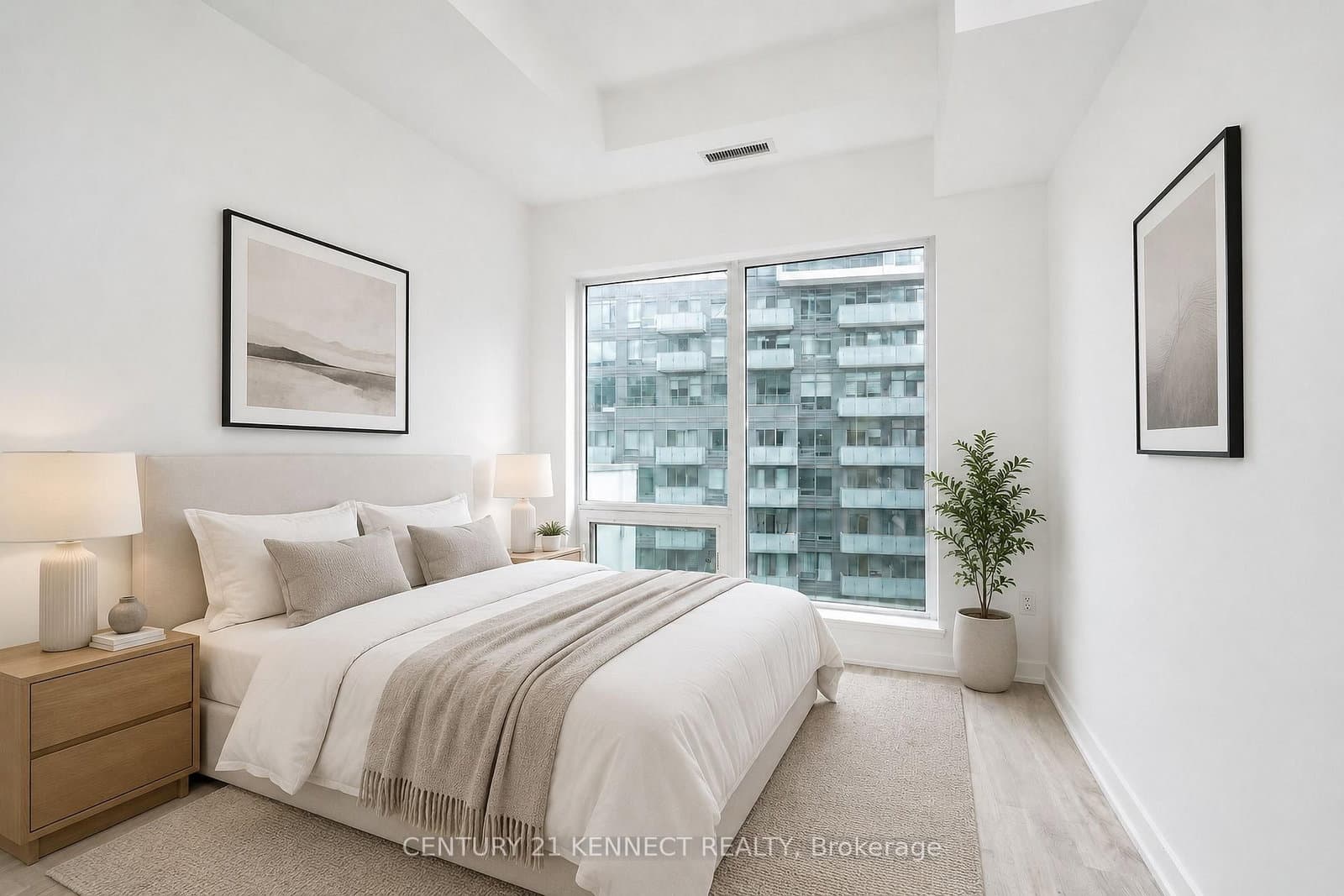 7 Golden Lion Heights, Unit 826 thumbnail 6