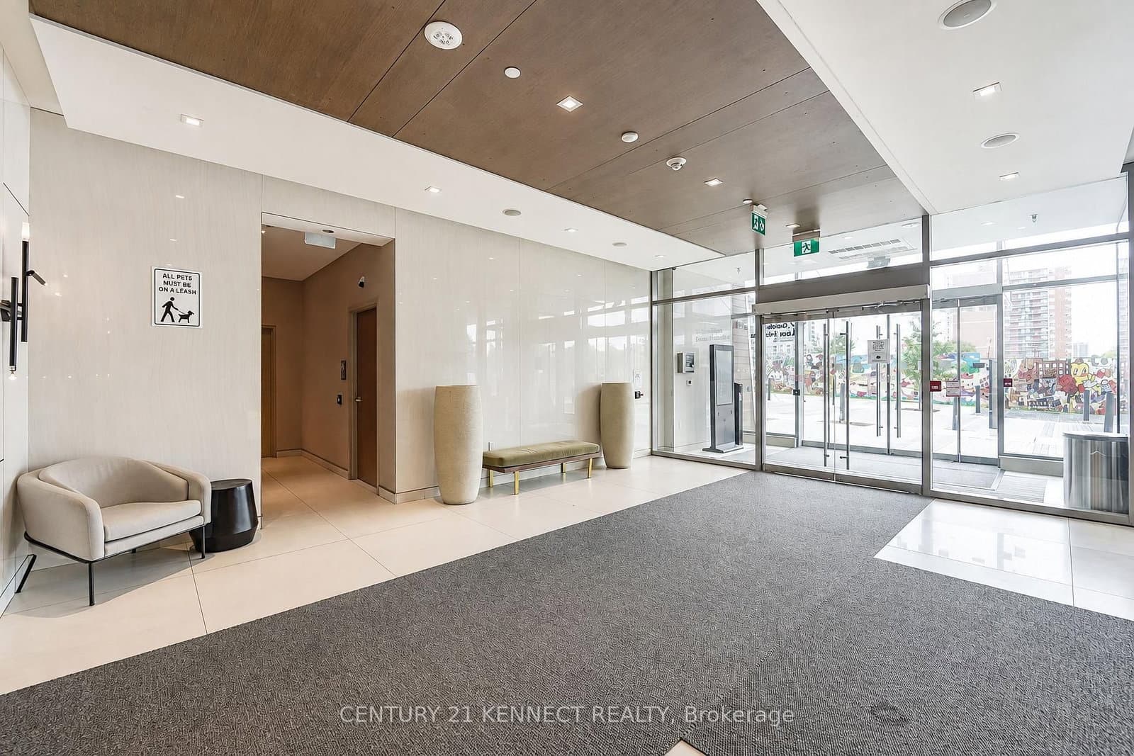 7 Golden Lion Heights, Unit 826 thumbnail 9