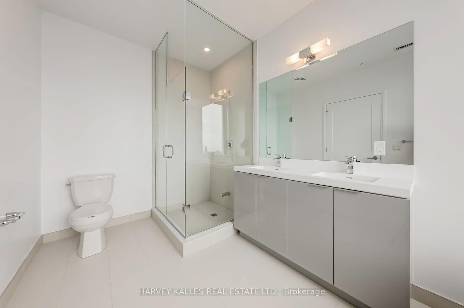 50 Dunfield Avenue, Unit LPH19 thumbnail 13