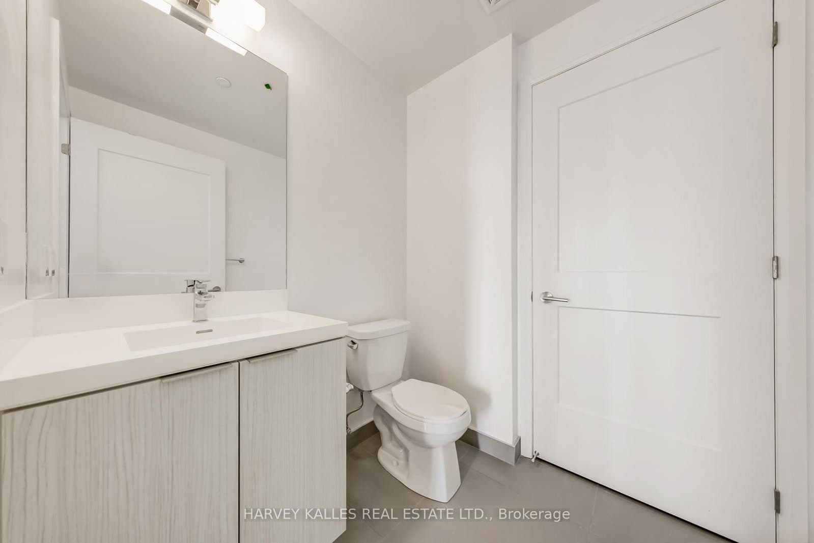 50 Dunfield Avenue, Unit LPH19 thumbnail 21