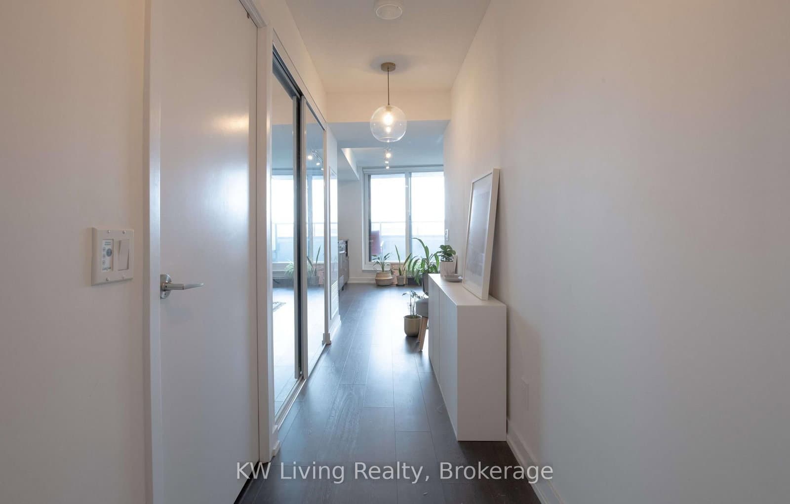 125 Redpath Avenue, Unit 316 thumbnail 3