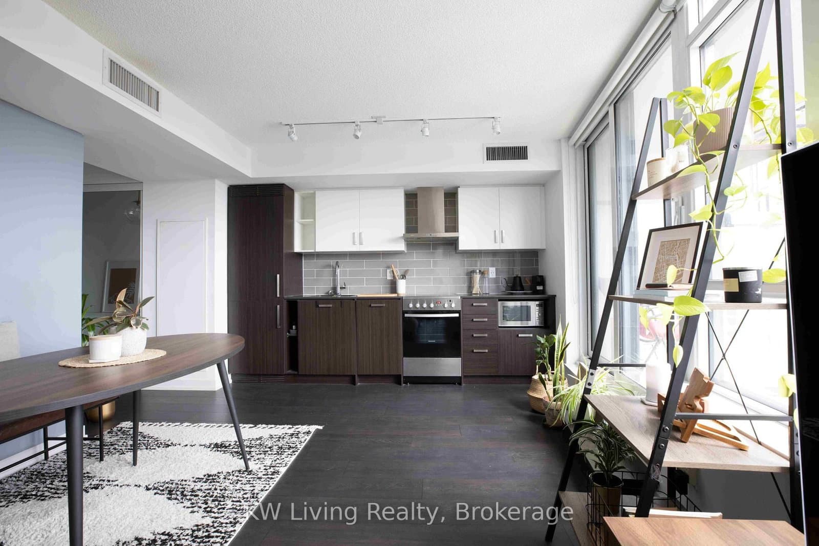 125 Redpath Avenue, Unit 316 thumbnail 5