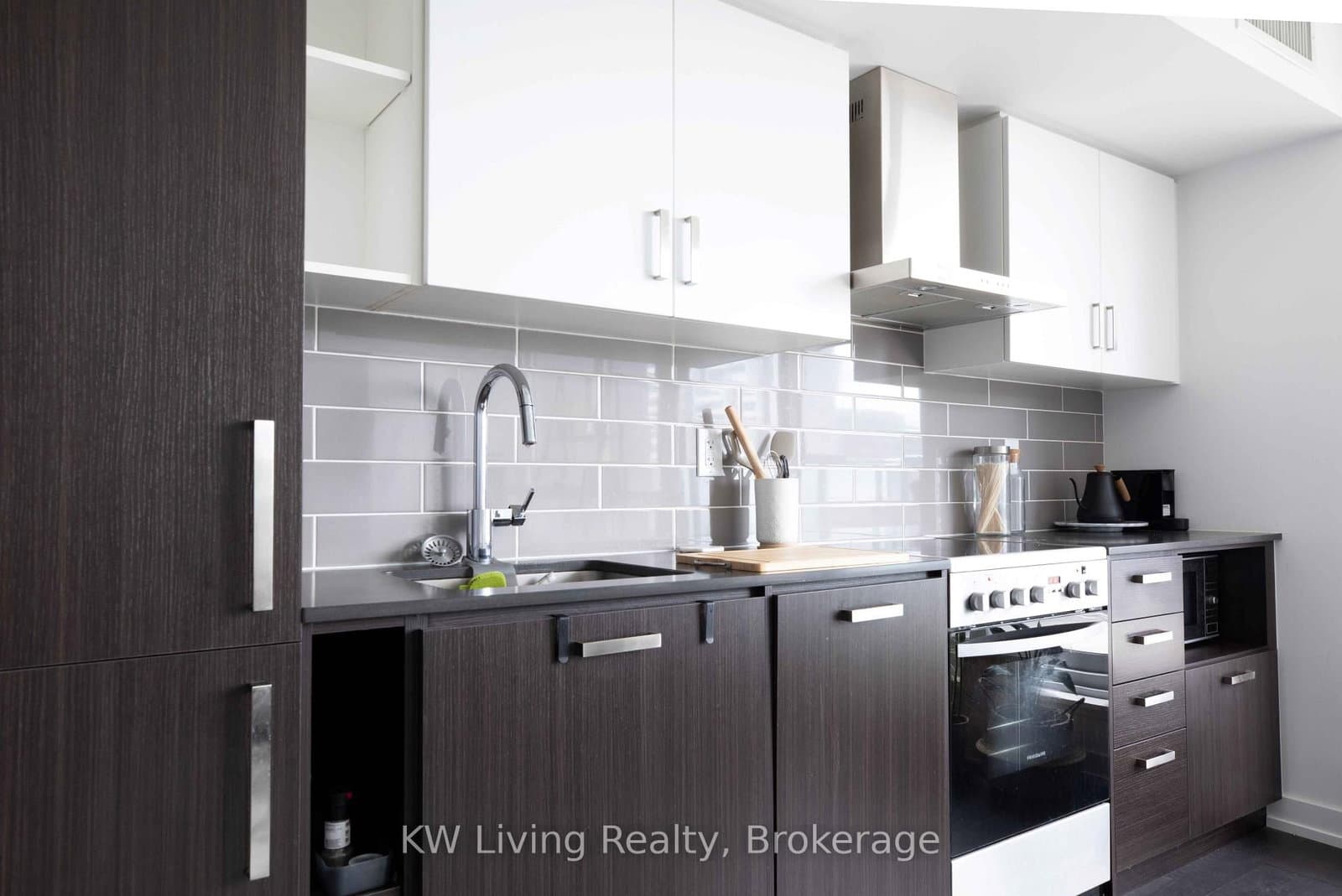 125 Redpath Avenue, Unit 316 thumbnail 7