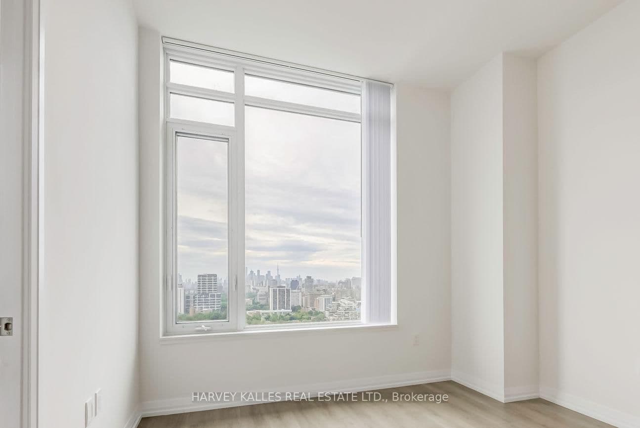 50 Dunfield Avenue, Unit LPH19 thumbnail 15