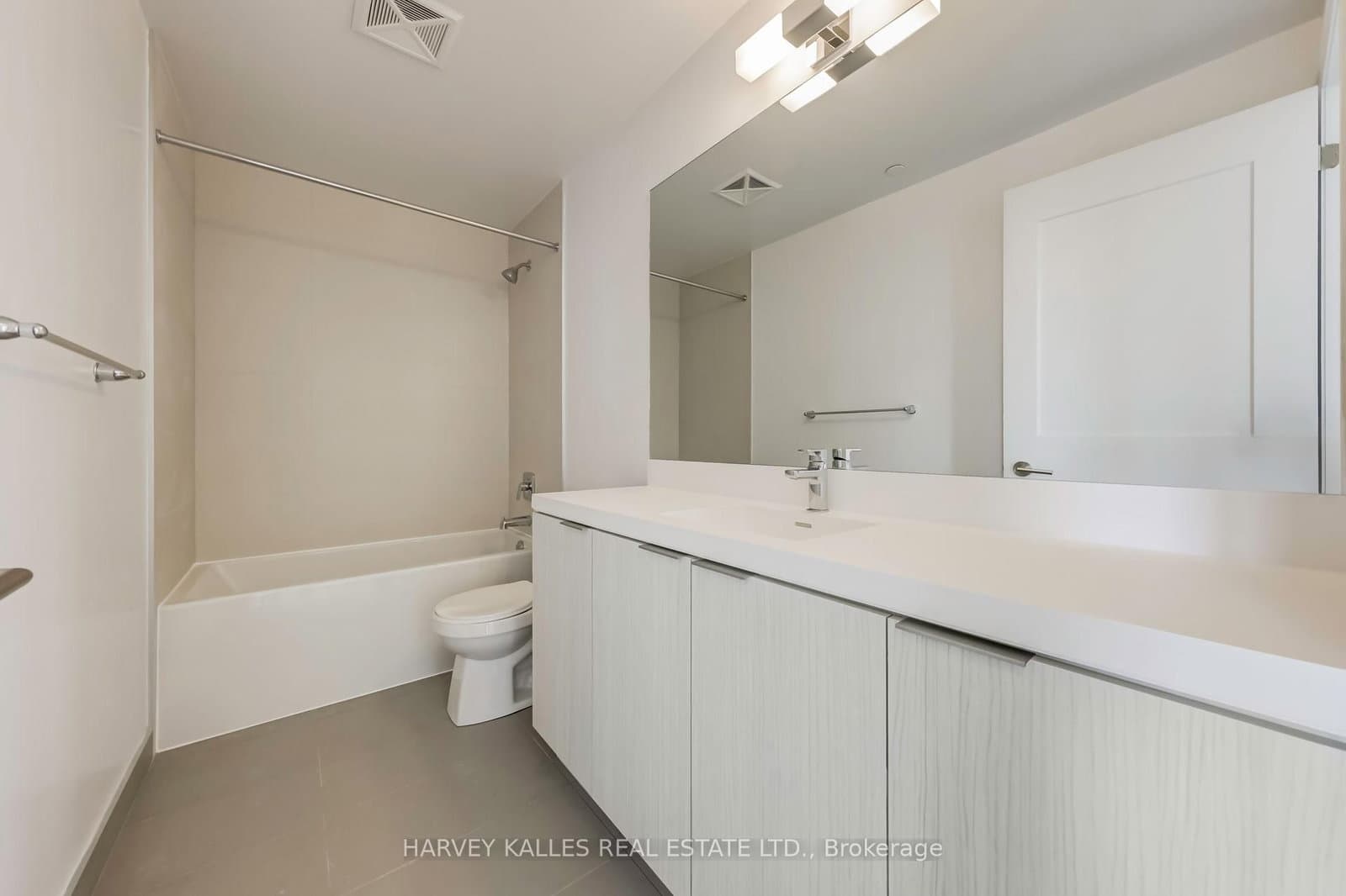 50 Dunfield Avenue, Unit LPH19 thumbnail 20