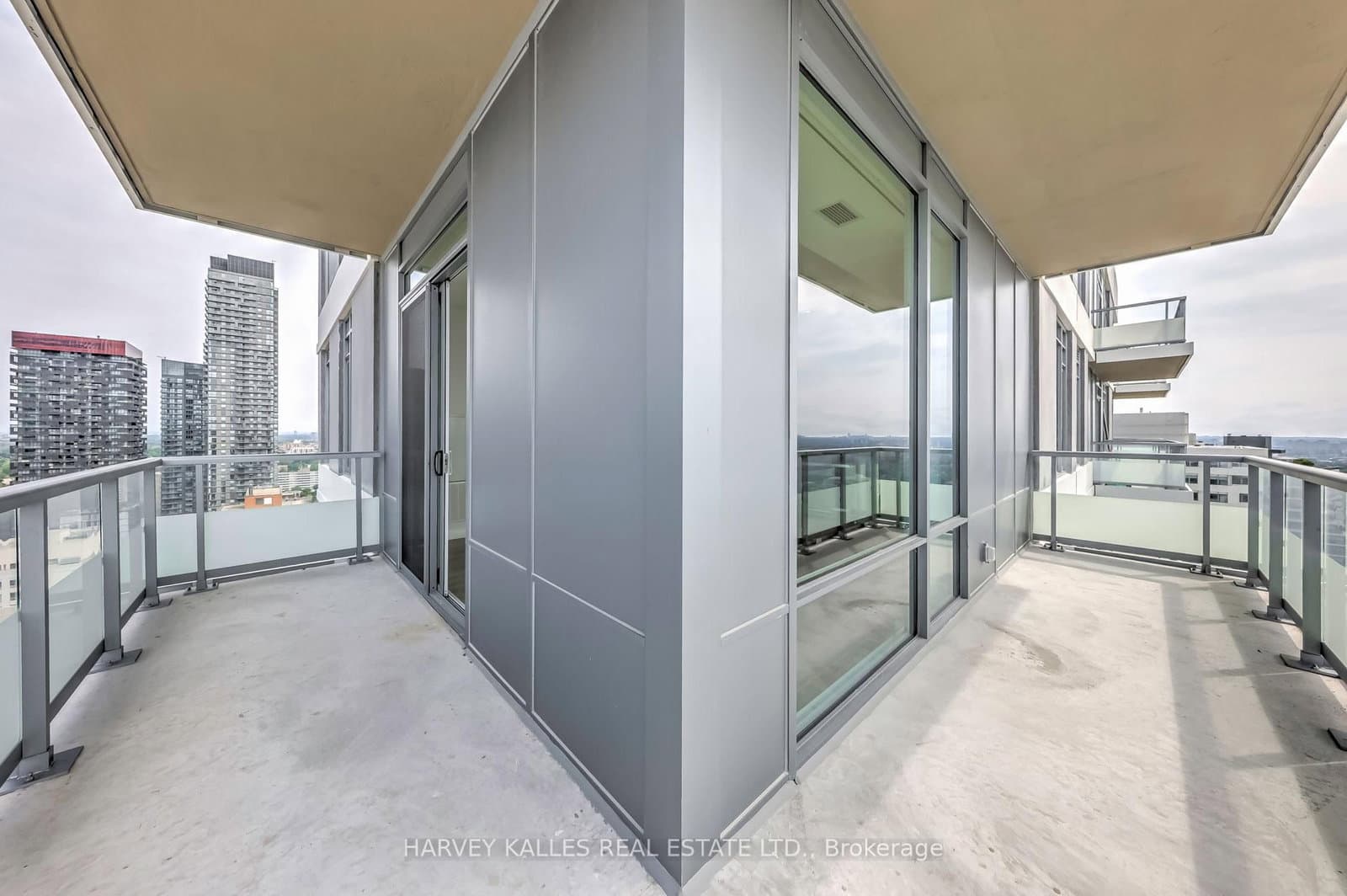 50 Dunfield Avenue, Unit LPH19 thumbnail 25