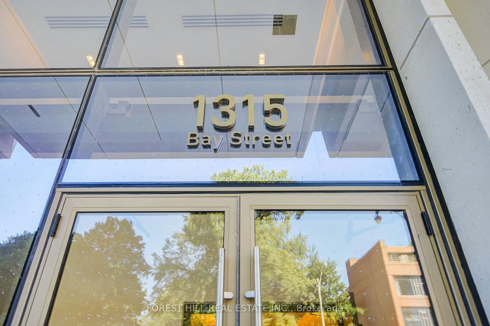 1315 BAY Street, Unit 2202 thumbnail 16