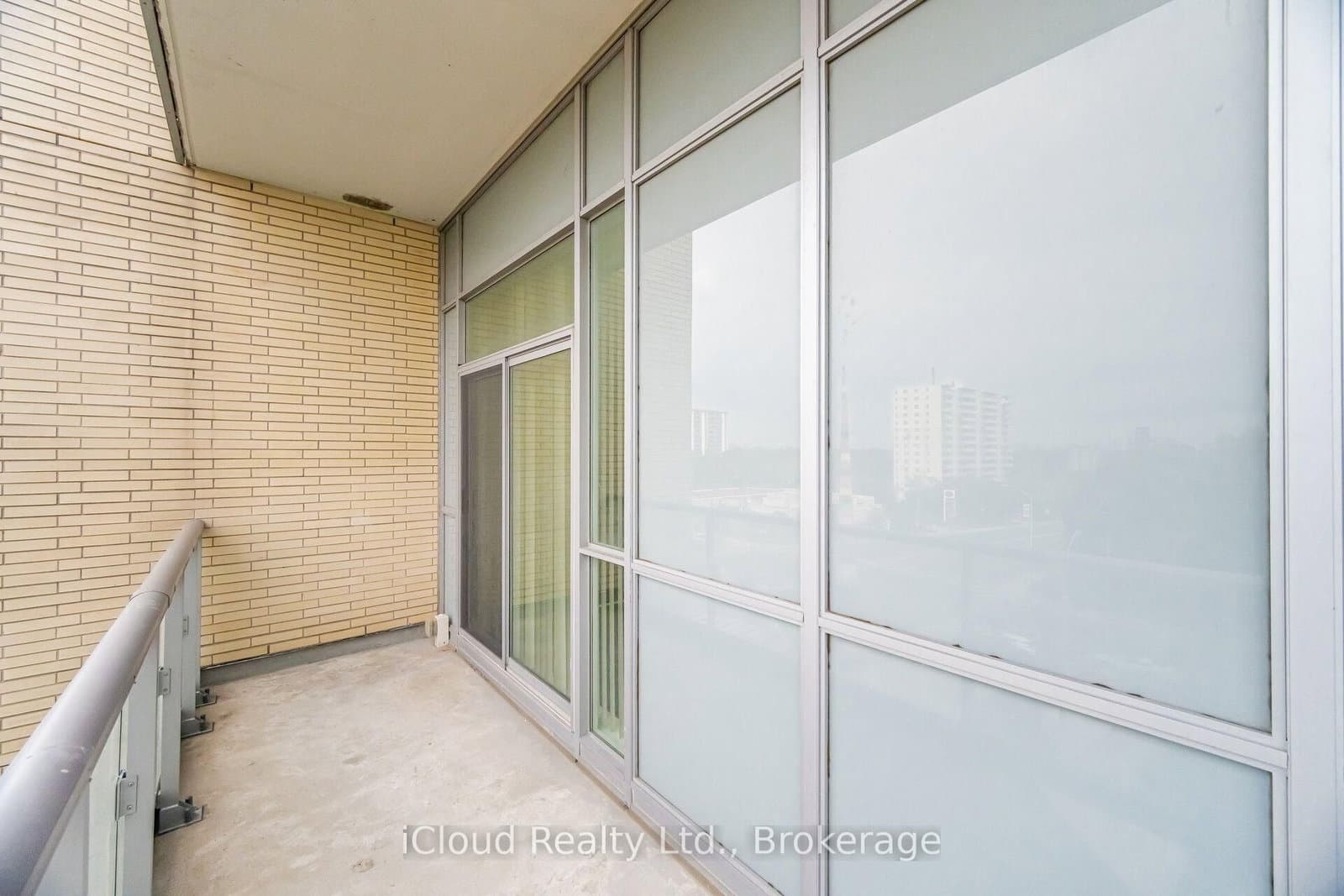 70 Forest Manor Road, Unit 311 thumbnail 15