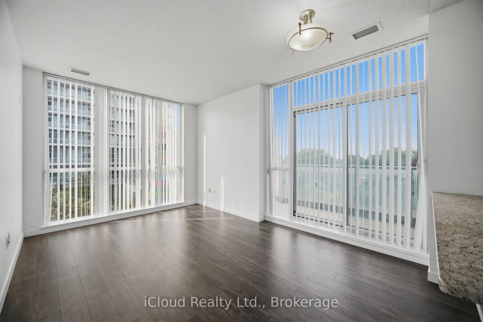 70 Forest Manor Road, Unit 311 thumbnail 19