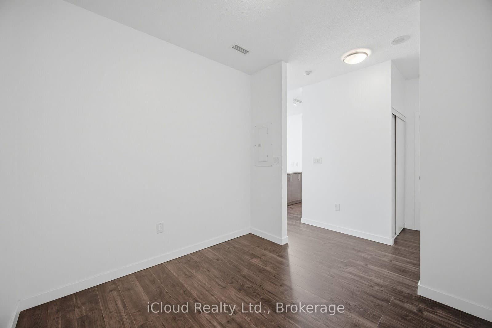 70 Forest Manor Road, Unit 311 thumbnail 8