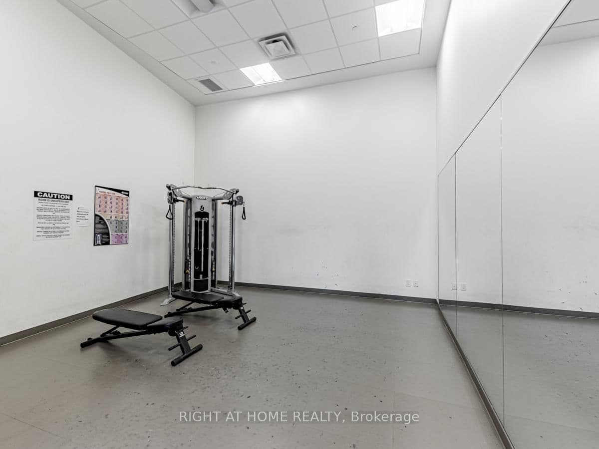2756 Old Leslie Street, Unit 1008 thumbnail 19