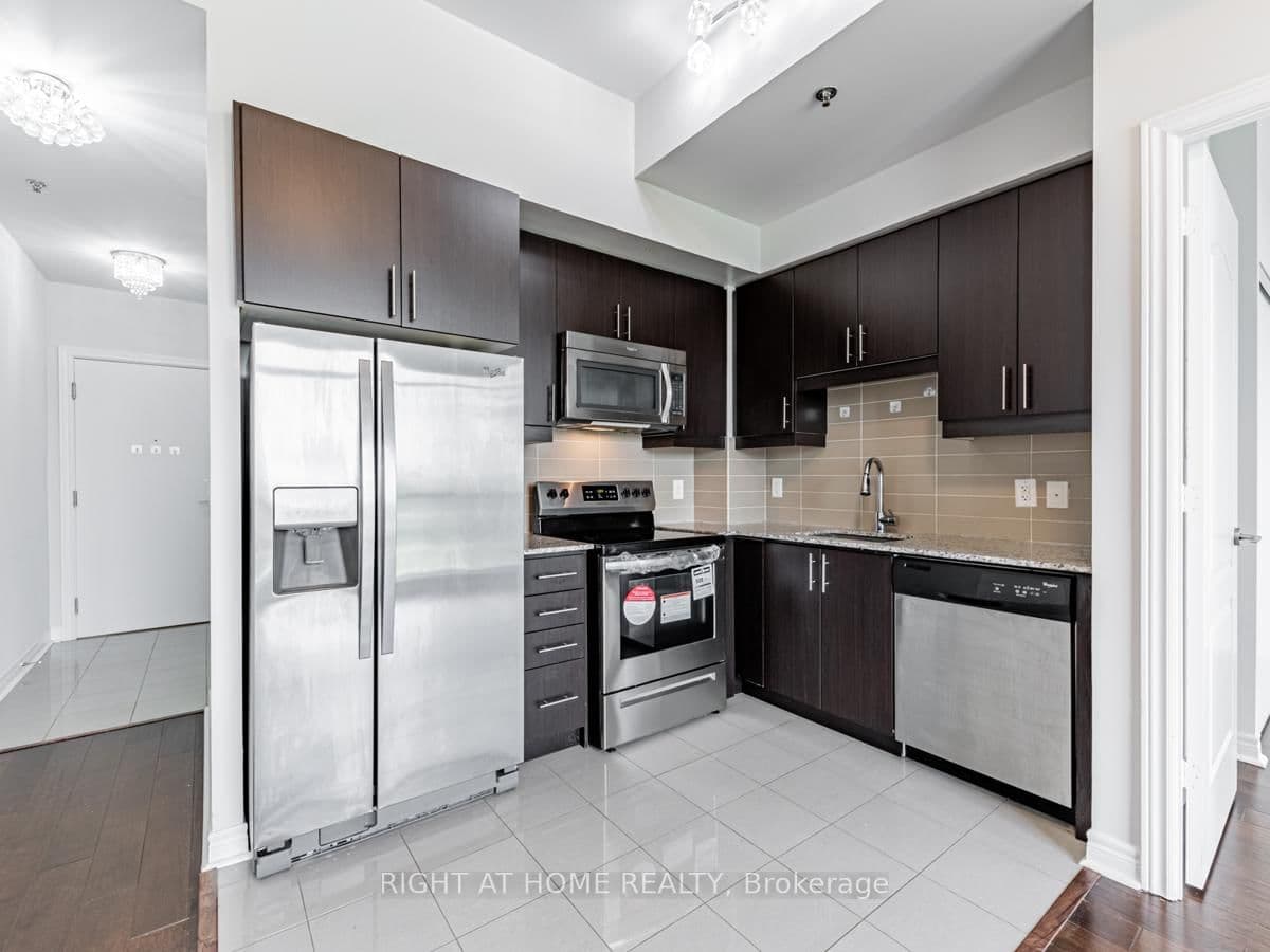 2756 Old Leslie Street, Unit 1008 thumbnail 6