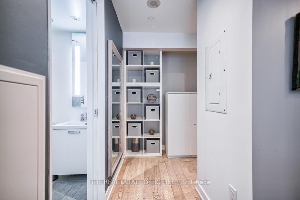 629 King Street W, Unit 331 thumbnail 19
