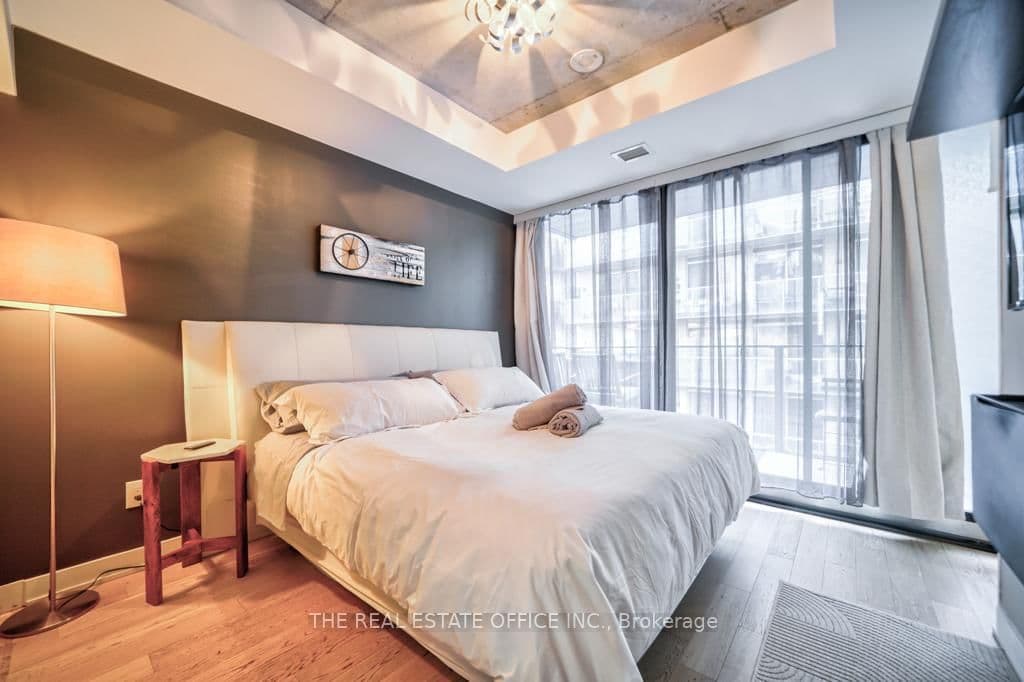 629 King Street W, Unit 331 thumbnail 23