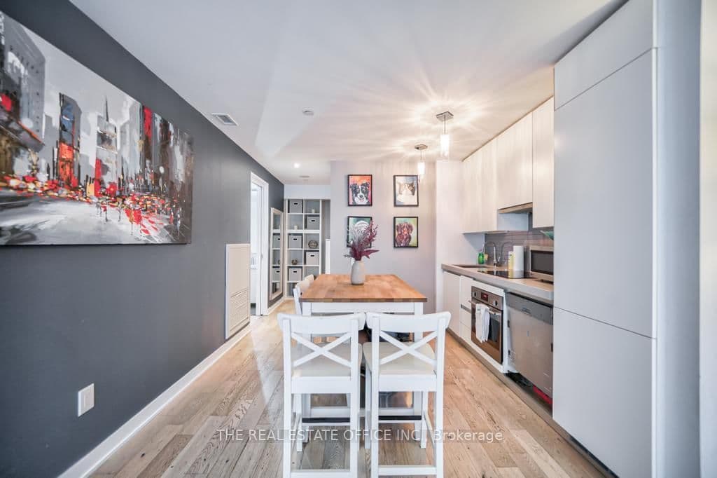629 King Street W, Unit 331 thumbnail 5