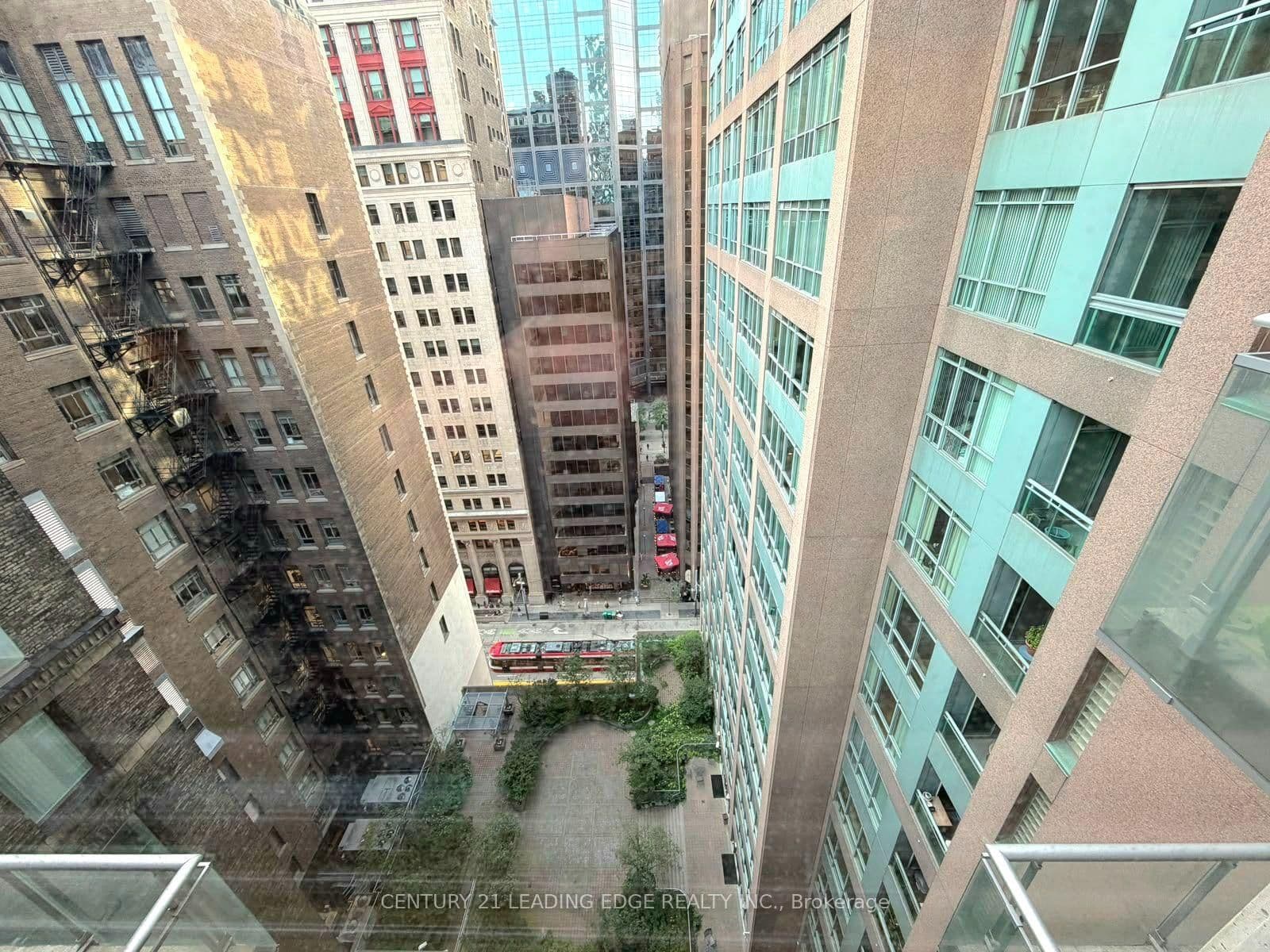 8 Colborne Street, Unit 2202 thumbnail 10