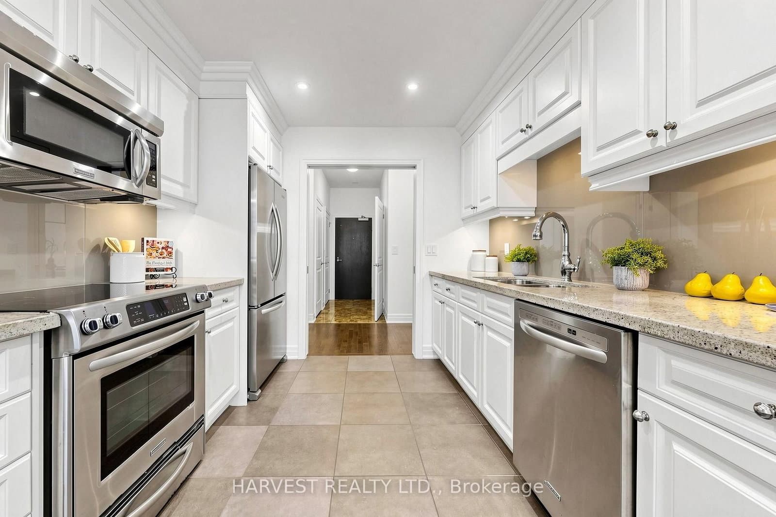23 Rean Drive, Unit 203 thumbnail 14