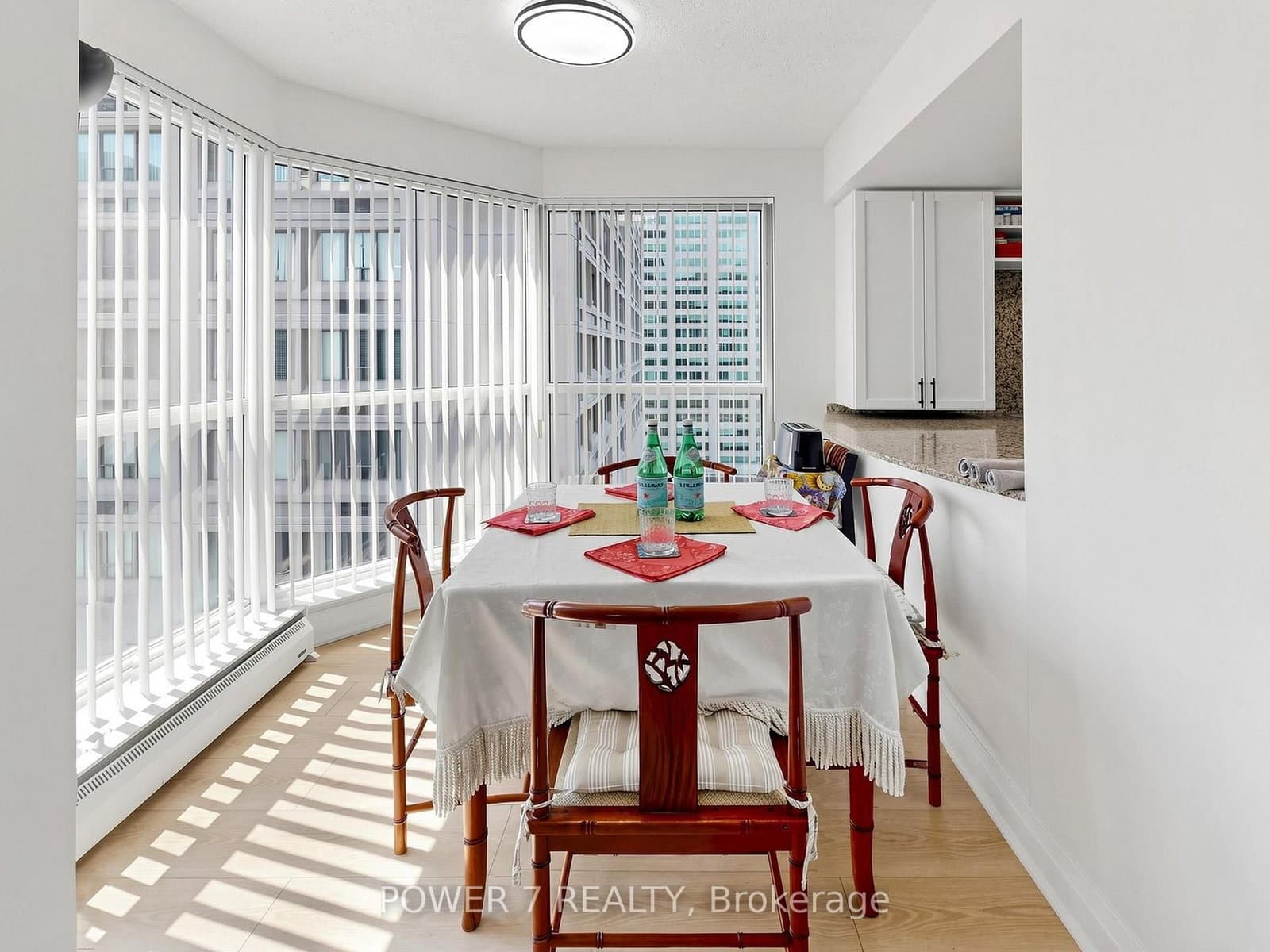8 Park Road, Unit 2512 thumbnail 13
