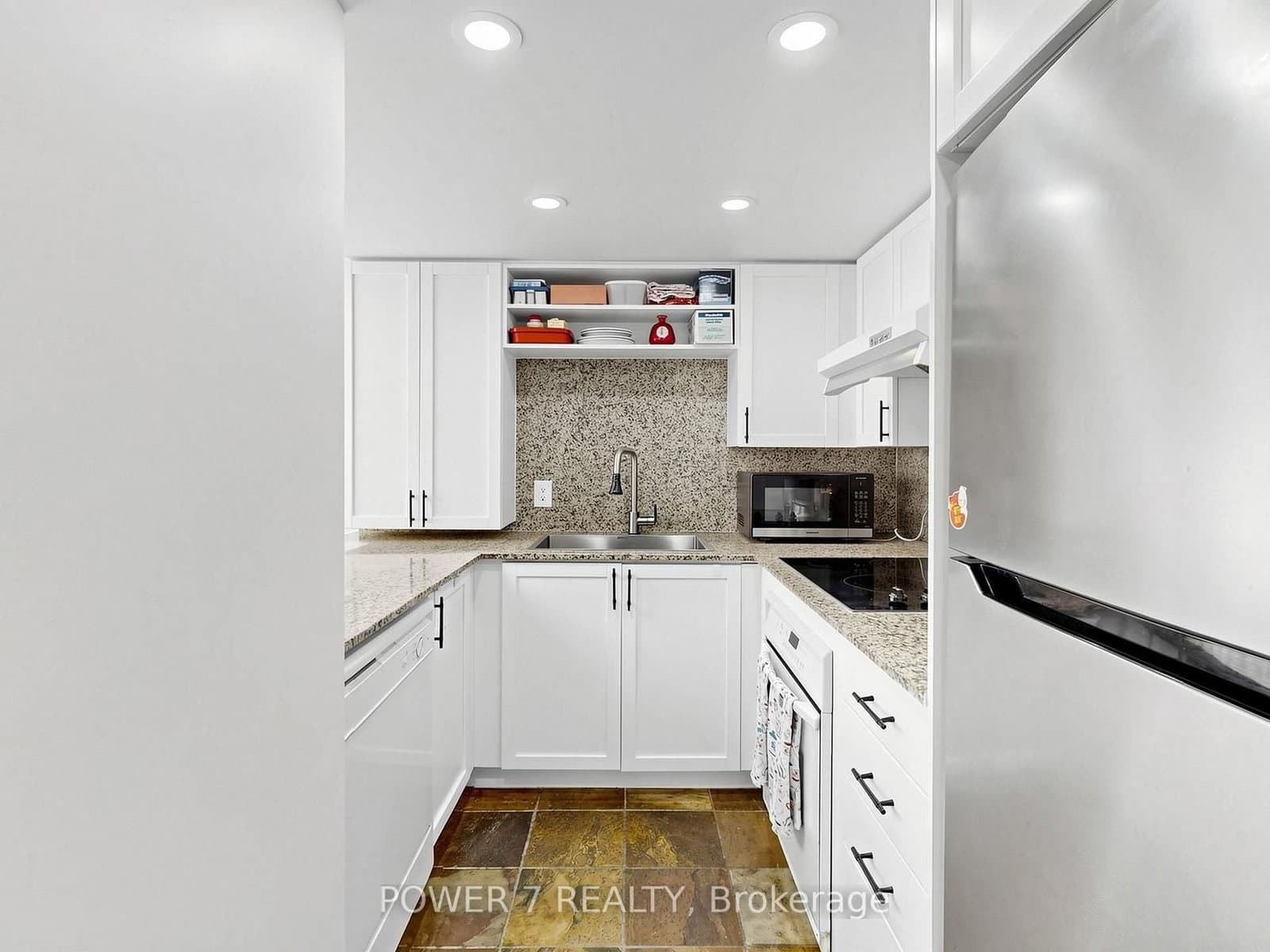 8 Park Road, Unit 2512 thumbnail 15