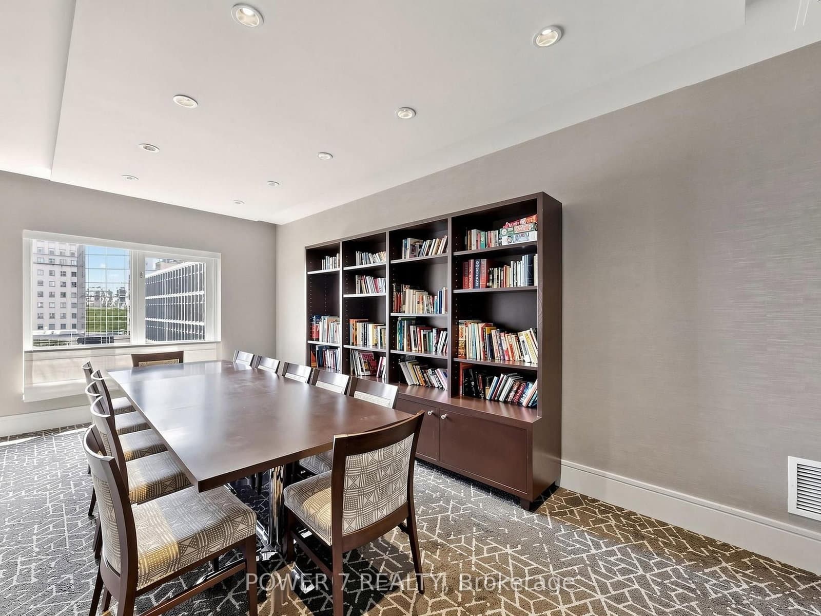8 Park Road, Unit 2512 thumbnail 36