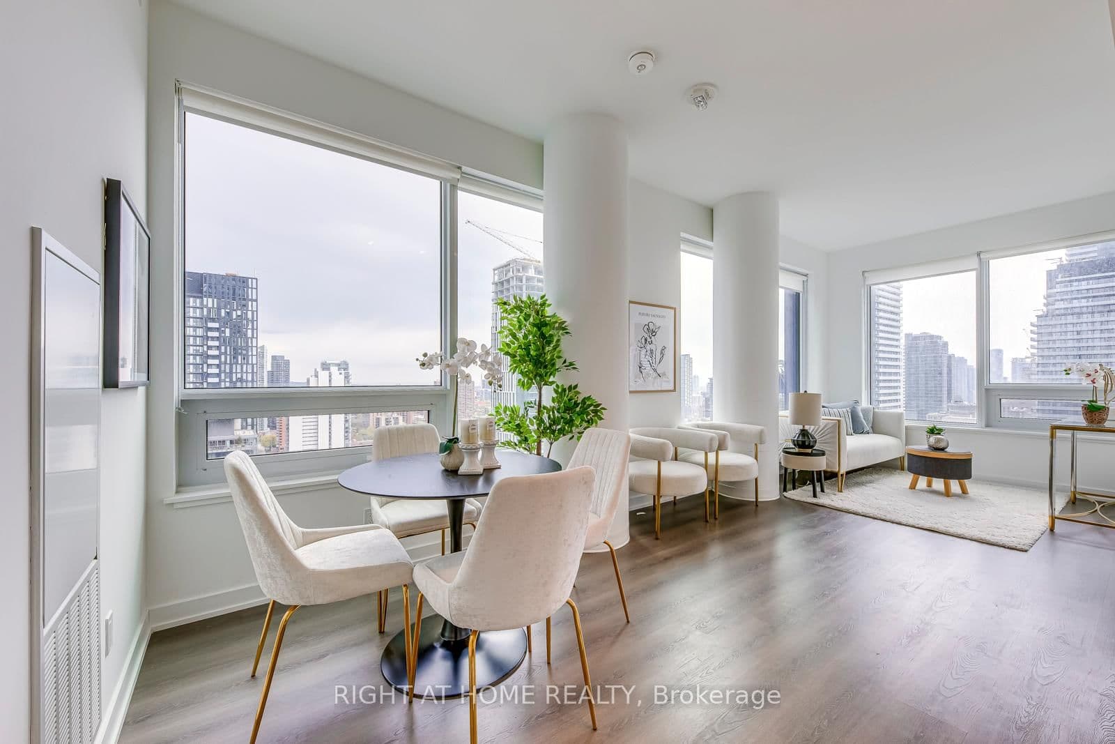 8 Wellesley Street W, Unit 3112 thumbnail 11